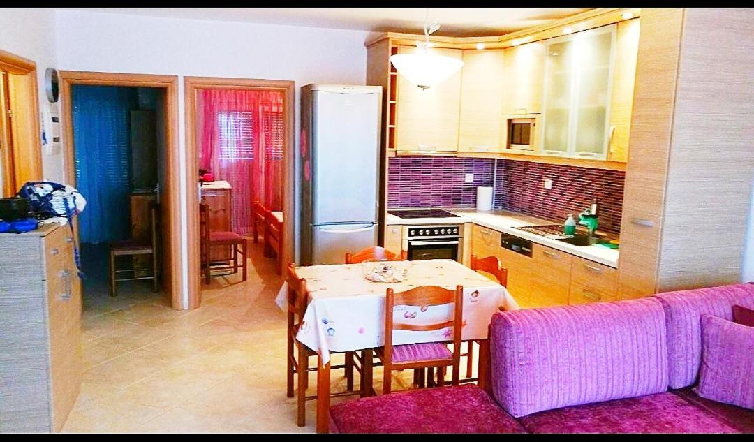 Emerald Apartment With Sea View 크리오피지 외부 사진