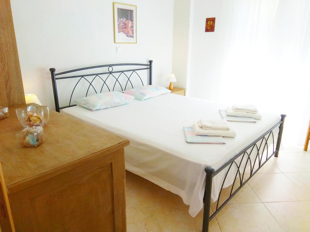 Emerald Apartment With Sea View 크리오피지 외부 사진