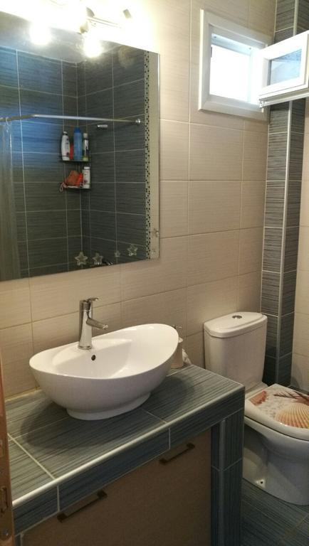 Emerald Apartment With Sea View 크리오피지 외부 사진